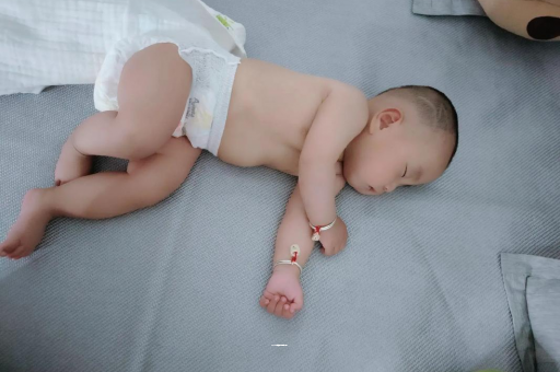 慈溪没满月的宝宝